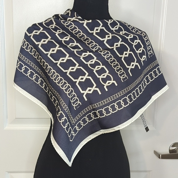 Joseph Ribkoff Scarf Gray Cream Modern Print Large Square Luxury Minimalist - Picture 10 of 12